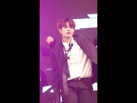 180113 Bangearn cover BTS (Thip as Jungkook) - MIC DROP @ Dance To Your Seoul