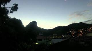 preview picture of video 'GoPro - Pedra dos Dois Olhos - Pôr do sol - Vitória-ES - TimeLapse'