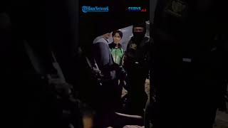 Download lagu TANGIS PECAH! Anak Driver Ojek Online di Depan Ayahnya Usai Tertangkap Tawuran! mp3