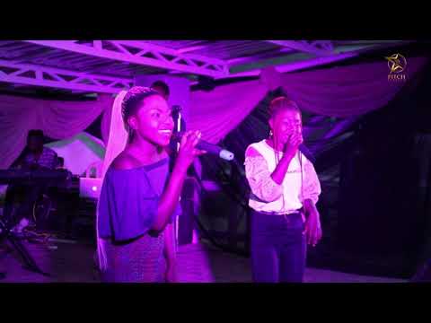 (FRIDAY NIGHT CONCERT) UNIQUE SISTERS