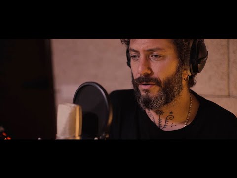 Juanito Makandé - La raíz del viento (Videoclip)