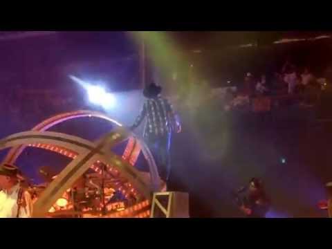 Garth Brooks performing "Ain't going down till the sun comes up"