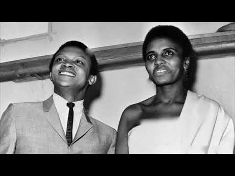 Grazing In The Grass [Extended Original Version]