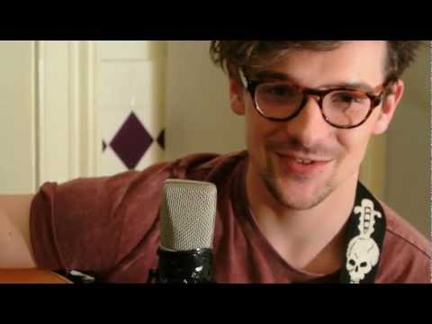 Max Milner - Like Me Slightly (Live Kitchen Sessions)