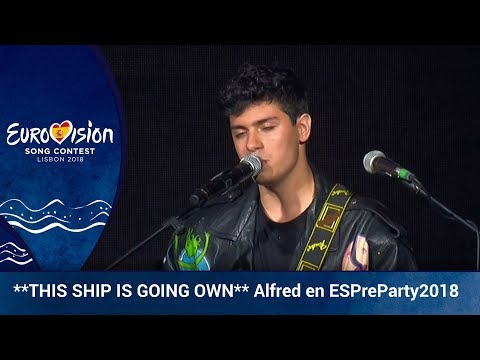 Alfred canta 'This ship is going down' en #ESPreParty2018 | Eurovisión 2018