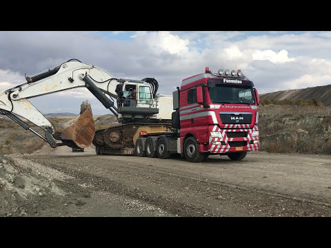 Transporting The Liebherr 984  Excavator By Side - Fasoulas Heavy Transports