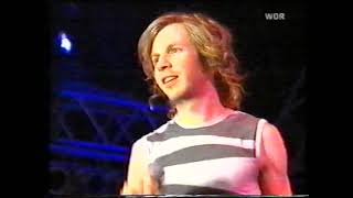 Beck - Debra &amp; Tropicalia (Live) | Bizarre Festival