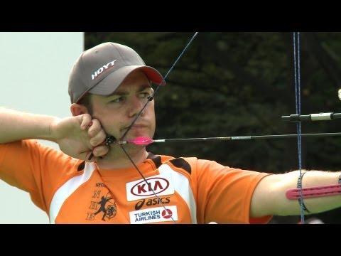 Peter Elzinga v Julio Fierro – compound men bronze | Tokyo 2012 Archery World Cup Final