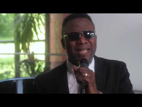 Nakumameli yo   Hugues Blaise FERET & Miriam BUFE  (Clip officiel)