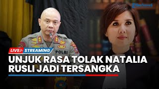 LIVE: Puluhan Orang Lakukan Unjuk Rasa Tolak Ditetapkannya Natalia Rusli Jadi Tersangka