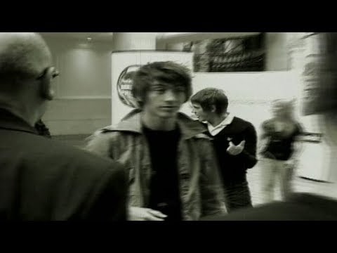 Arctic Monkeys Behind The Music 2007 (Documentary - Part 1/3)