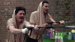 Jedward - Celebrity Juice Spray Tan Challenge