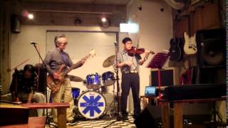 Cutting Branches for a temporary sheleter - take2 @COPY