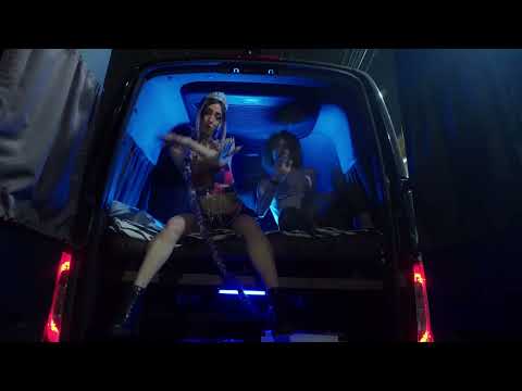 AMIGA BI - ARI FALCÃO, DASVIELAS E DJ COZY (Clipe Oficial)