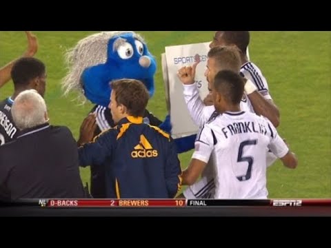 OTD in 2012: David Beckham fights San Jose Earthquakes mascot | LA Galaxy history pres. by Kinecta