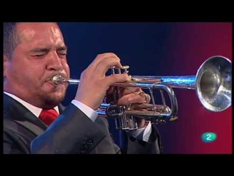 Dippermouth Blues by Potato Head Jazz Band