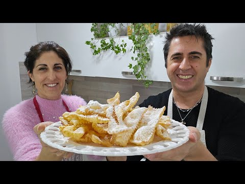 Chiacchiere di carnevale bollose e friabili - Ricetta