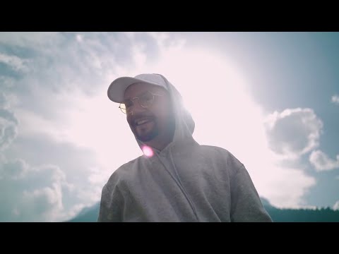 Suvereno - POKOJNÝ BOJOVNÍK |official video|