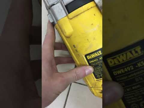 Угловая шлифмашина DeWALT DWE492S - мощная болгарка для работы Угловая шлифмашина DeWALT DWE492S - мощная болгарка для работы