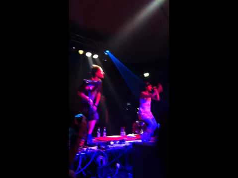 Dub FX & Flower Fairy - Time will tell - Live @Klubsen, Hamburg 20/07/12