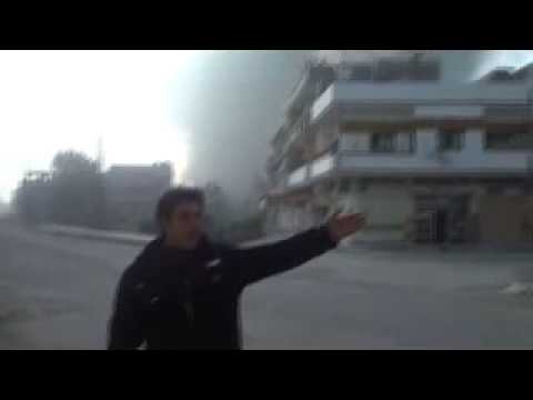 تعليق المنشد محمد دلعوب على قصف للنظام في بابا عمرو في محافظة حمص