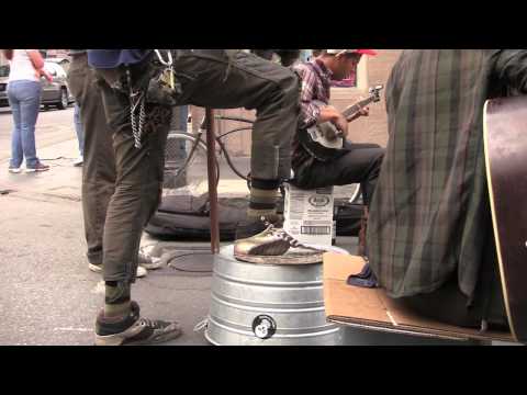 Stalebread Scottie and the Kitchen Men 2011 ( featuring SuperBand )