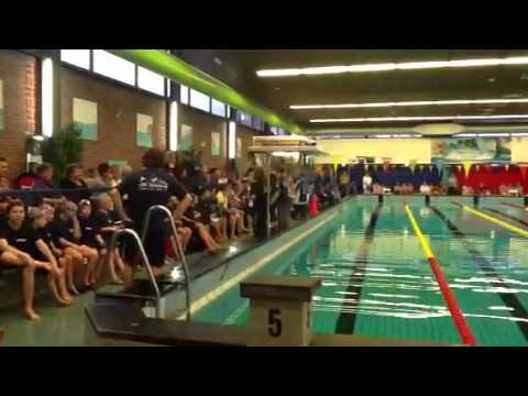 1 minuut stilte uit respect voor Richard Nieuwenhuizen.