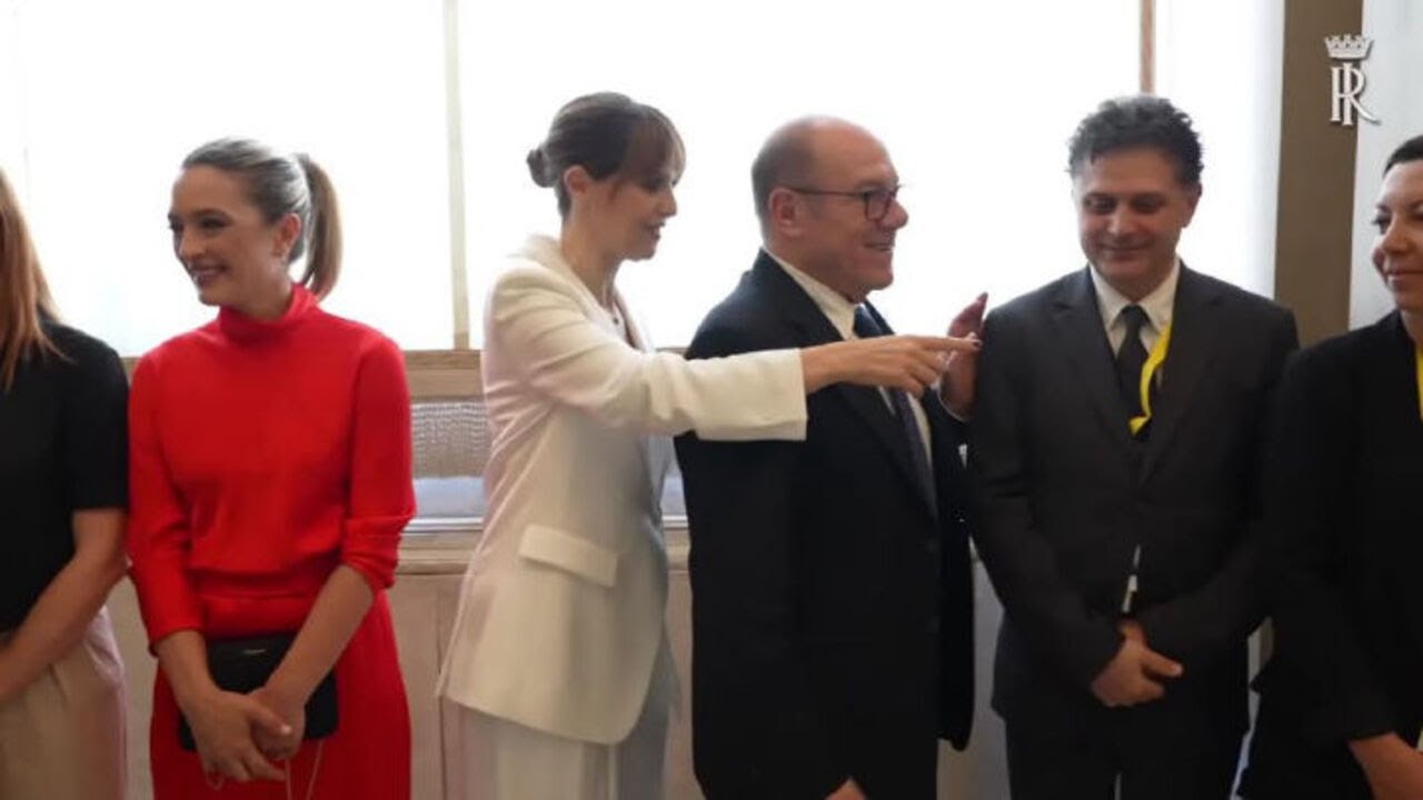 Verdone, Bebe Vio, Cortellesi, Mattarella incontra artisti e sportivi dello spettacolo del 2 giugno