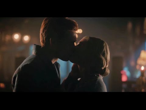 betty and archie final goodbye scene EVER (barchie) riverdale 7x20