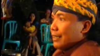 Download lagu WAYANG KULIT DALANG GENDROYONO LAKON PETRUK ILANG PETELE DIsc 6 mp3