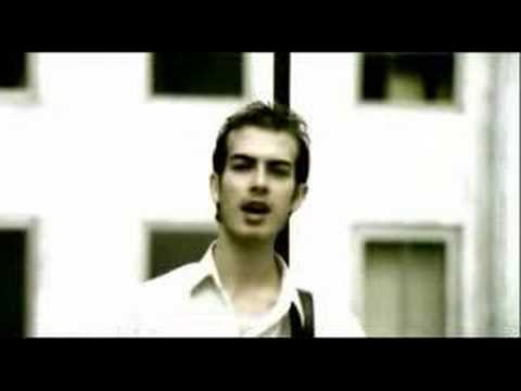 Video thumbnail for Daha Mutlu Olamam