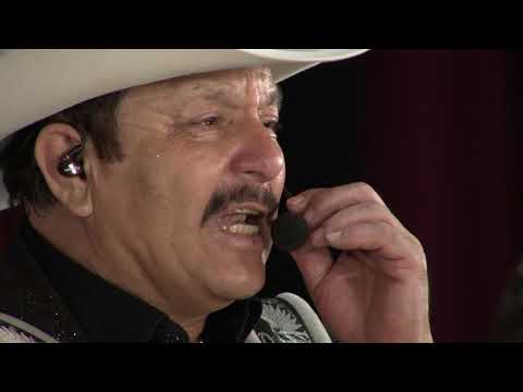 Laurita Garza (En Vivo) - Los Invasores de Nuevo León 40 Aniversario