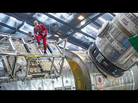 How Zero Gravity Spacewalks Are Filmed in Movies