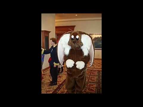 Life-size Ryo-Ohki Cosplay @ Sakura Con 2003