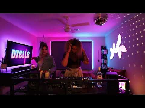 DXELLE  Funky Disco DJ Set Live