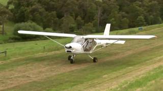 preview picture of video 'A22 Foxbat Landing at Terry's airstrip'
