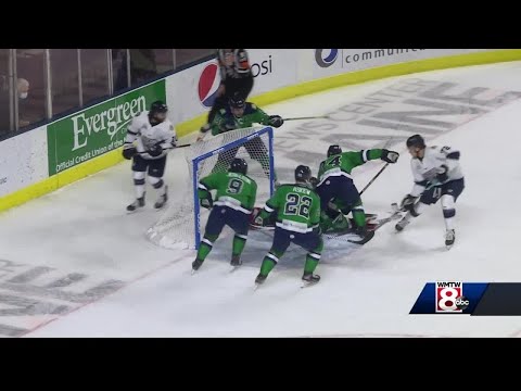 Maine Mariners overcome slow start to beat Worcester