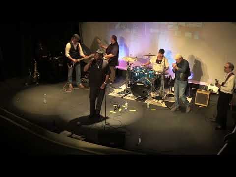 @PaulMojoStone Haskell Opera House Derby Line Vermont "Mannish Boy" with Joseph Mojo Morganfield