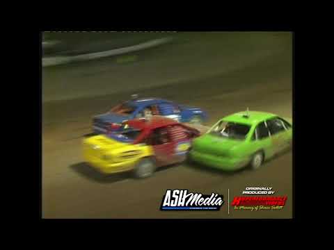 Street Sedans: Div2 - A-Main - Gympie Speedway - 10.02.2007