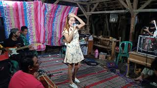 Download lagu Segara Madu - Desy Paraswati - 8 Febuari 2021 mp3 Download lagu Segara Madu - Desy Paraswati - 8 Febuari 2021 mp3