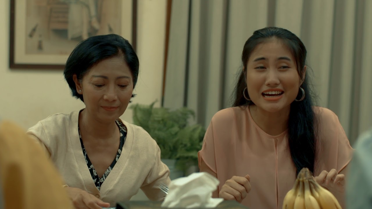 FAMILY ROOM - Trailer Film Indonesia [Film Pendek] [Tayang di MAXstream]