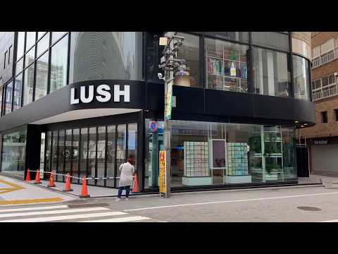新宿駅中央東口「LUSH 新宿店」様　巨大LEDスクリーン設置