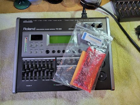 Replacing the stock Roland TD-20/20x screen with new OLED TD1220RDR screen.