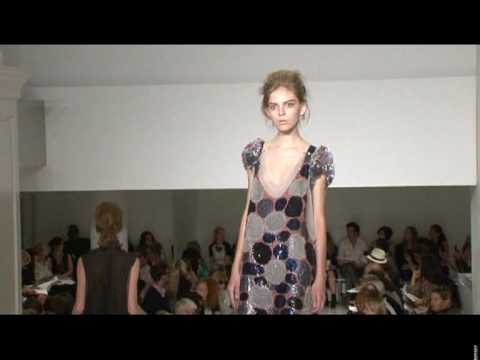 New York : Défilé de Vera Wang pour l'été 2010