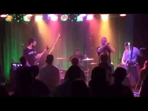 Deadcold - How Will It End? (Live in Jonquière)