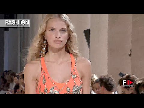 BLUMARINE Spring 2019 Milan - Fashion Channel
