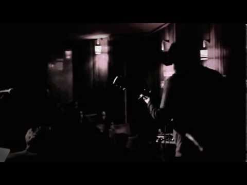 Oliver Wilde - Flutter (Live at The Cube)