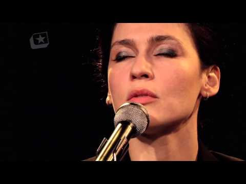 Marina De La Riva em Voy a guardar mi lamento