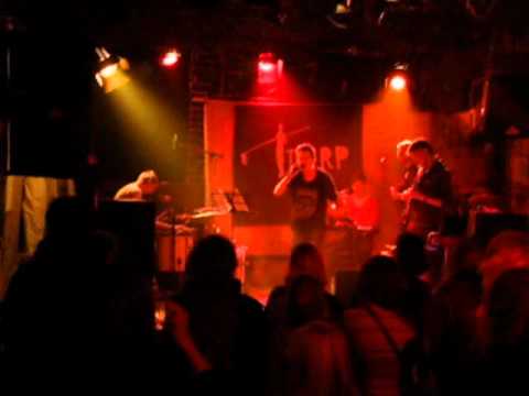 MC Messiah & Messiah goes MAD orchestra, "nelieskit mėlynojo gaublio"