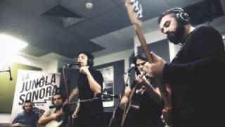 SHINOVA "Viajero" Acústico en Radio Euskadi (La Jungla Sonora)